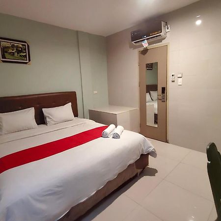 Permata Inn Medan Ngoại thất bức ảnh