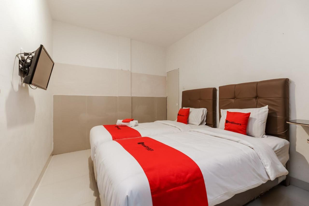 Permata Inn Medan Ngoại thất bức ảnh