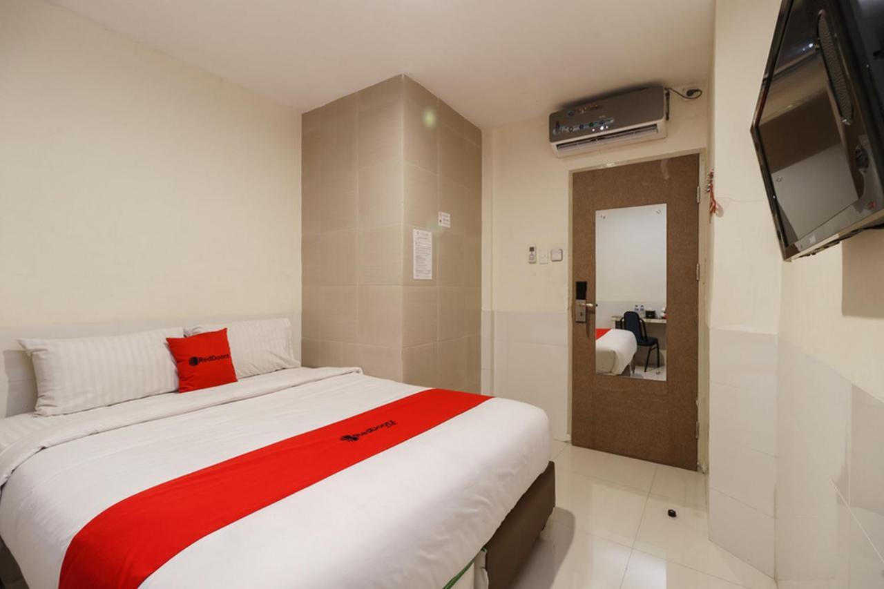 Permata Inn Medan Ngoại thất bức ảnh