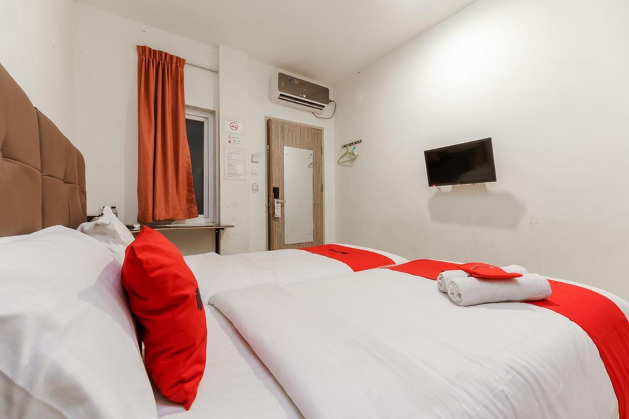 Permata Inn Medan Ngoại thất bức ảnh